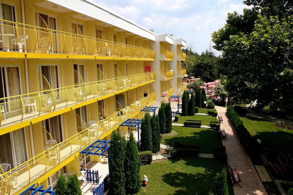 Hotel Orhidea Albena Bagian luar foto