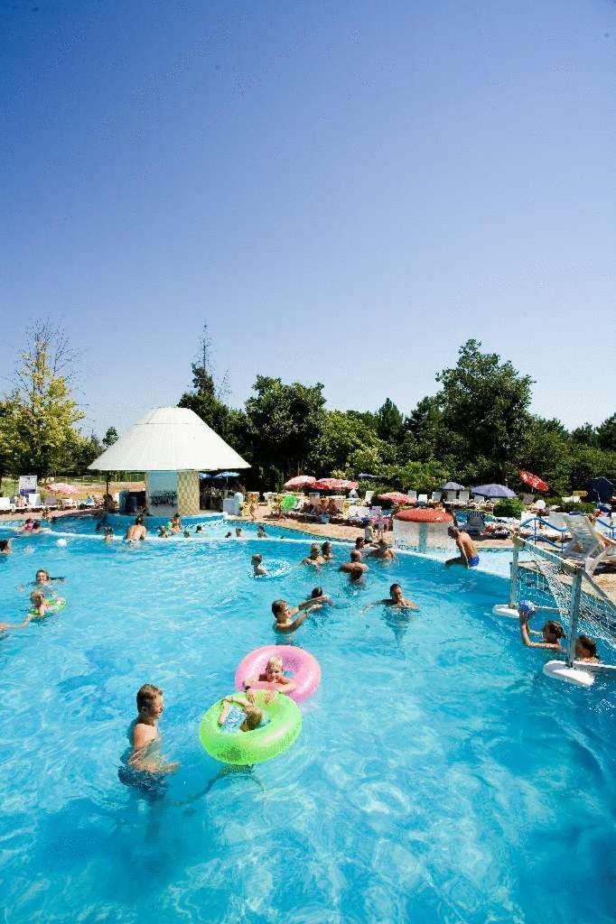 Hotel Orhidea Albena Bagian luar foto