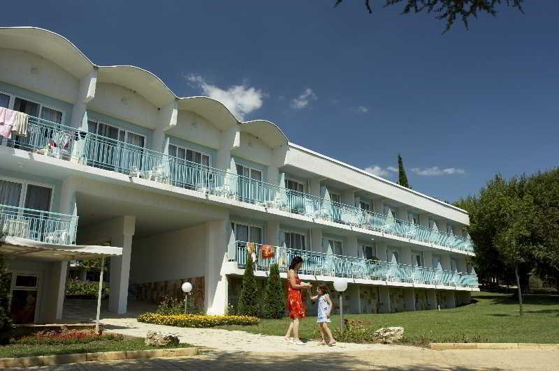 Hotel Orhidea Albena Bagian luar foto