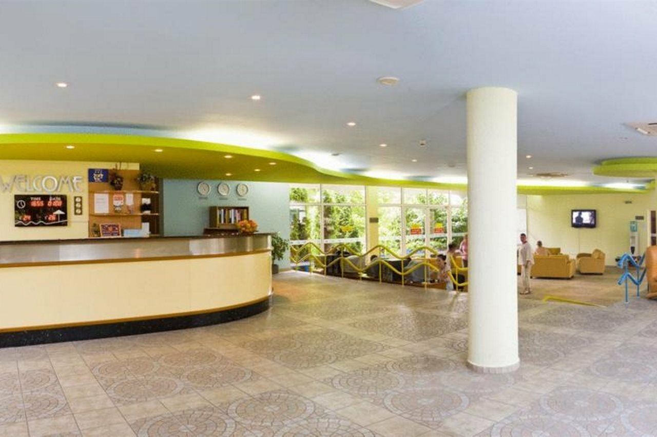 Hotel Orhidea Albena Bagian luar foto